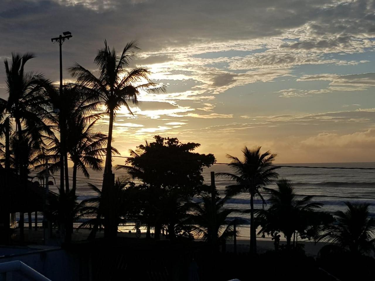 Pousada Elegance Beira Mar Itanhaem Bagian luar foto